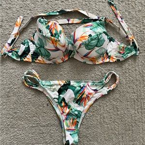 La Vie en Rose Tropical Floral Bikini Set